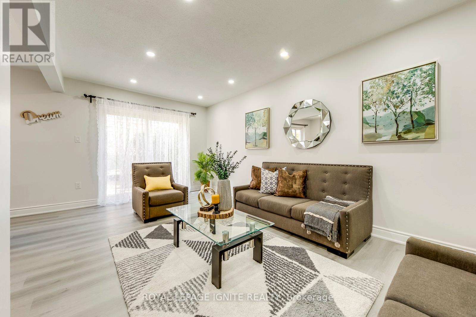 4 - 10 Leith Hill Road, Toronto, Ontario  M2J 1Z2 - Photo 6 - C12146096