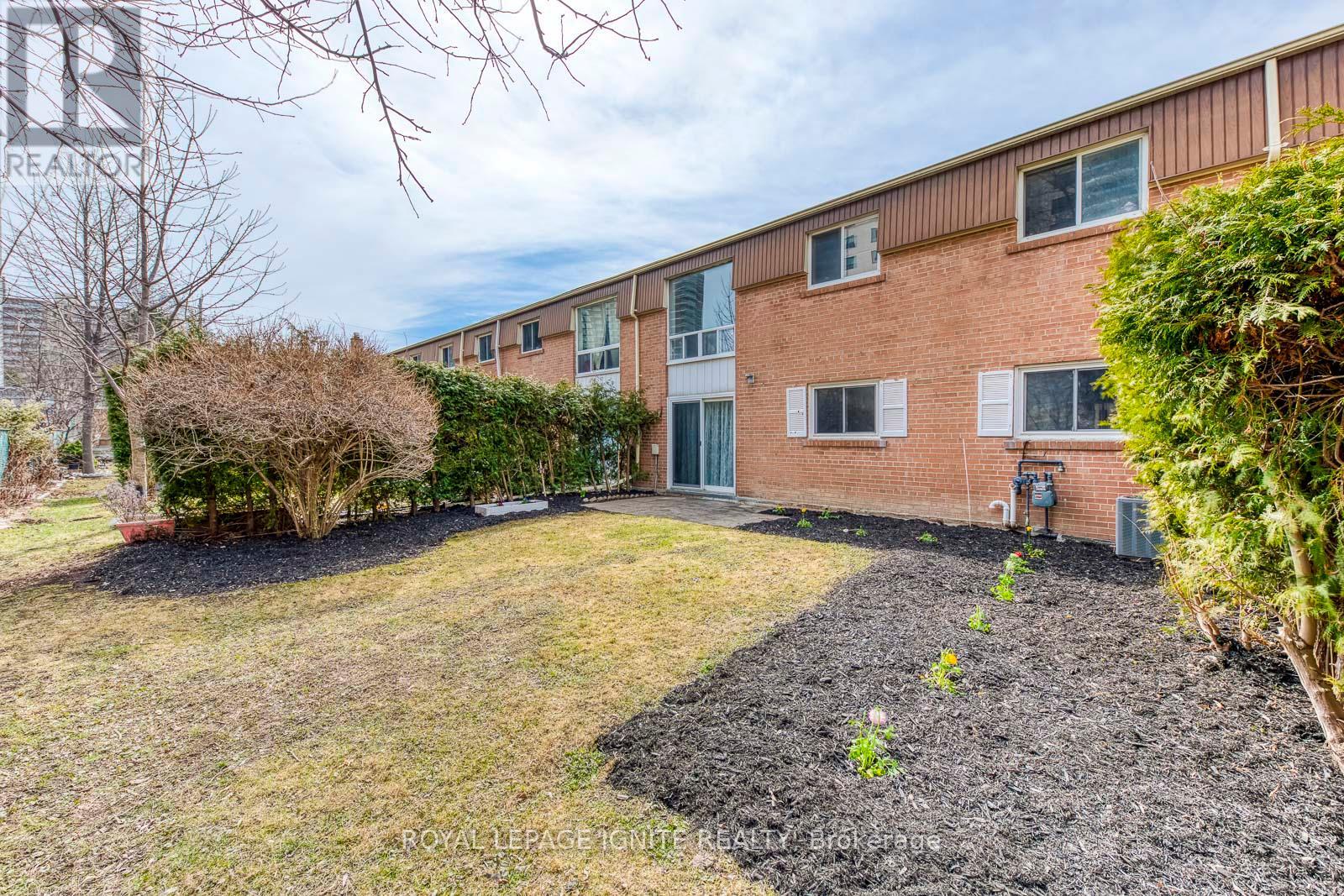 4 - 10 Leith Hill Road, Toronto, Ontario  M2J 1Z2 - Photo 29 - C12146096