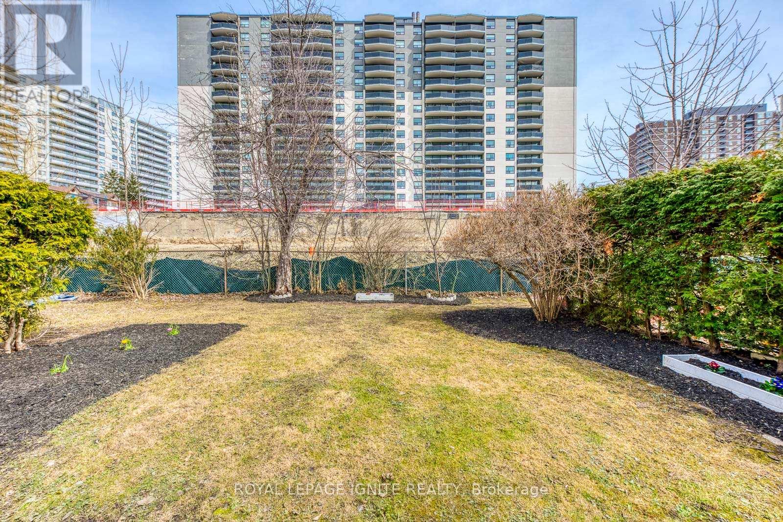 4 - 10 Leith Hill Road, Toronto, Ontario  M2J 1Z2 - Photo 28 - C12146096