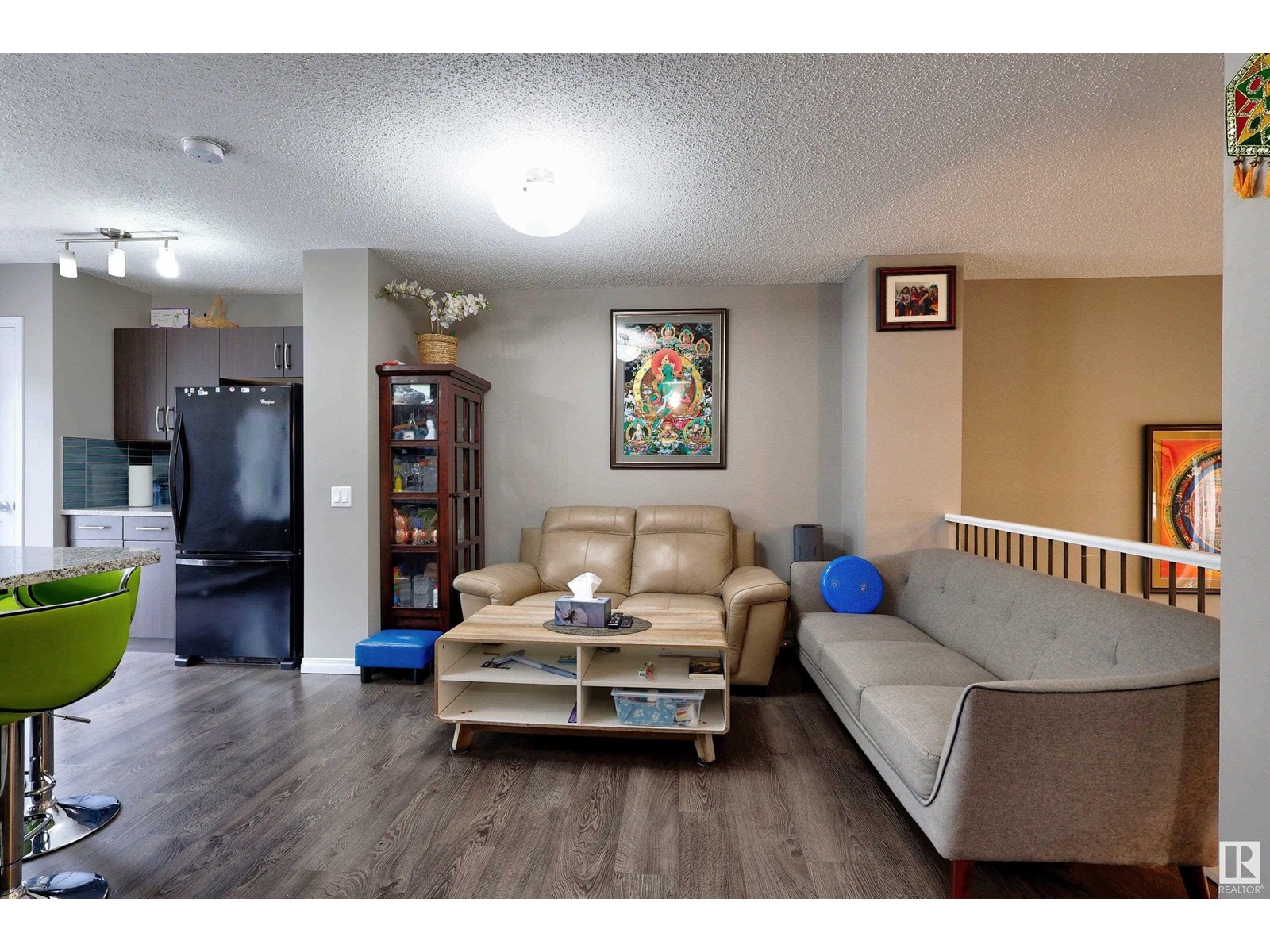 Property at #33 4050 SAVARYN DR SW image 4