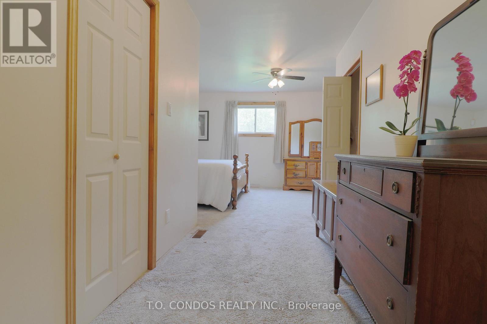 689 North Shore Drive E, Otonabee-South Monaghan, Ontario  K0L 1B0 - Photo 23 - X12157728