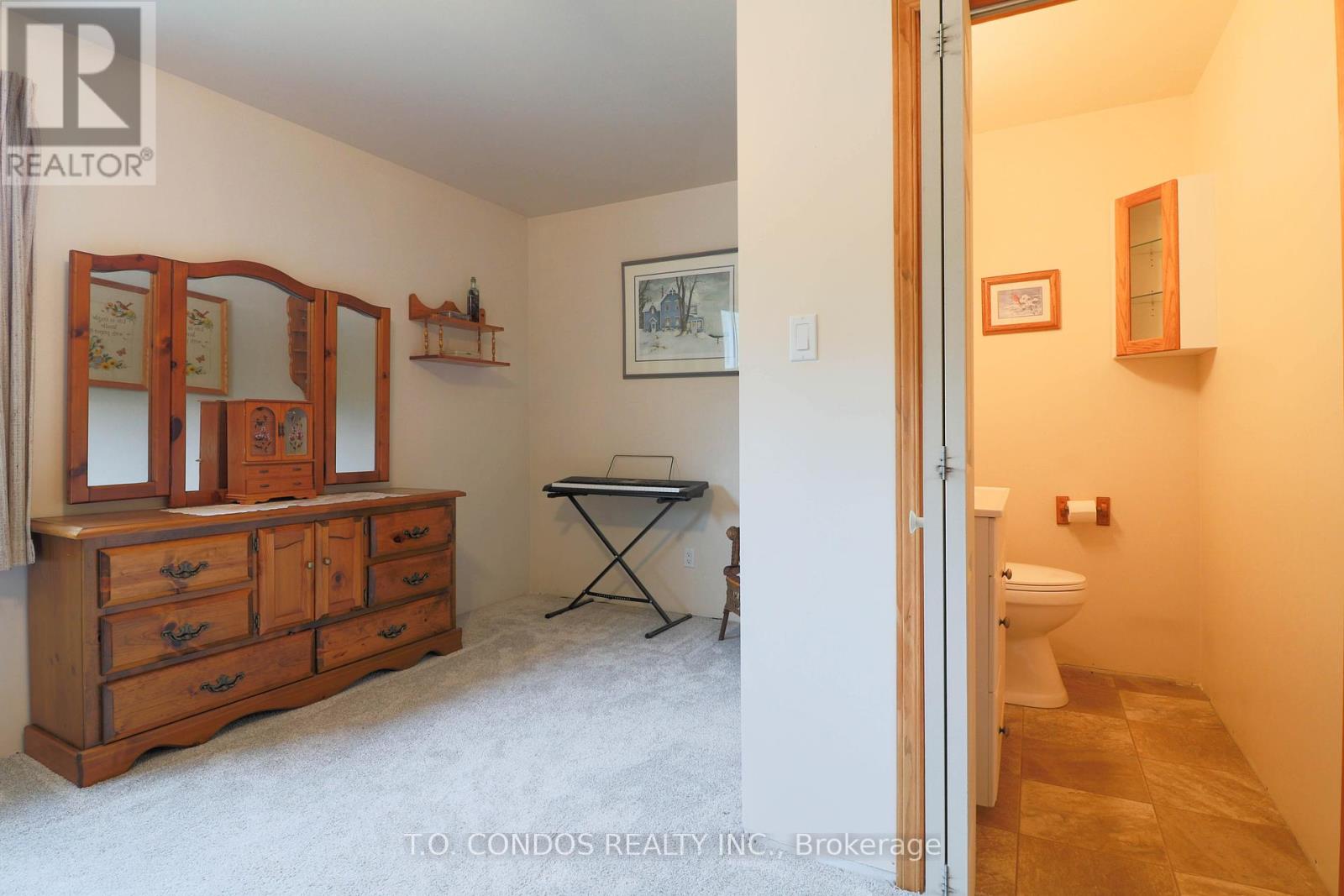 689 North Shore Drive E, Otonabee-South Monaghan, Ontario  K0L 1B0 - Photo 24 - X12157728
