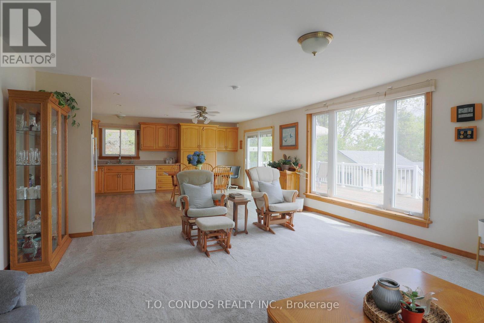 689 North Shore Drive E, Otonabee-South Monaghan, Ontario  K0L 1B0 - Photo 15 - X12157728