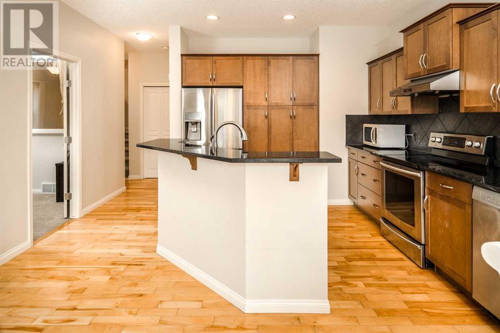 143 Aspen Hills Close Sw, Calgary, Alberta  T3H 0C7 - Photo 3 - A2223573