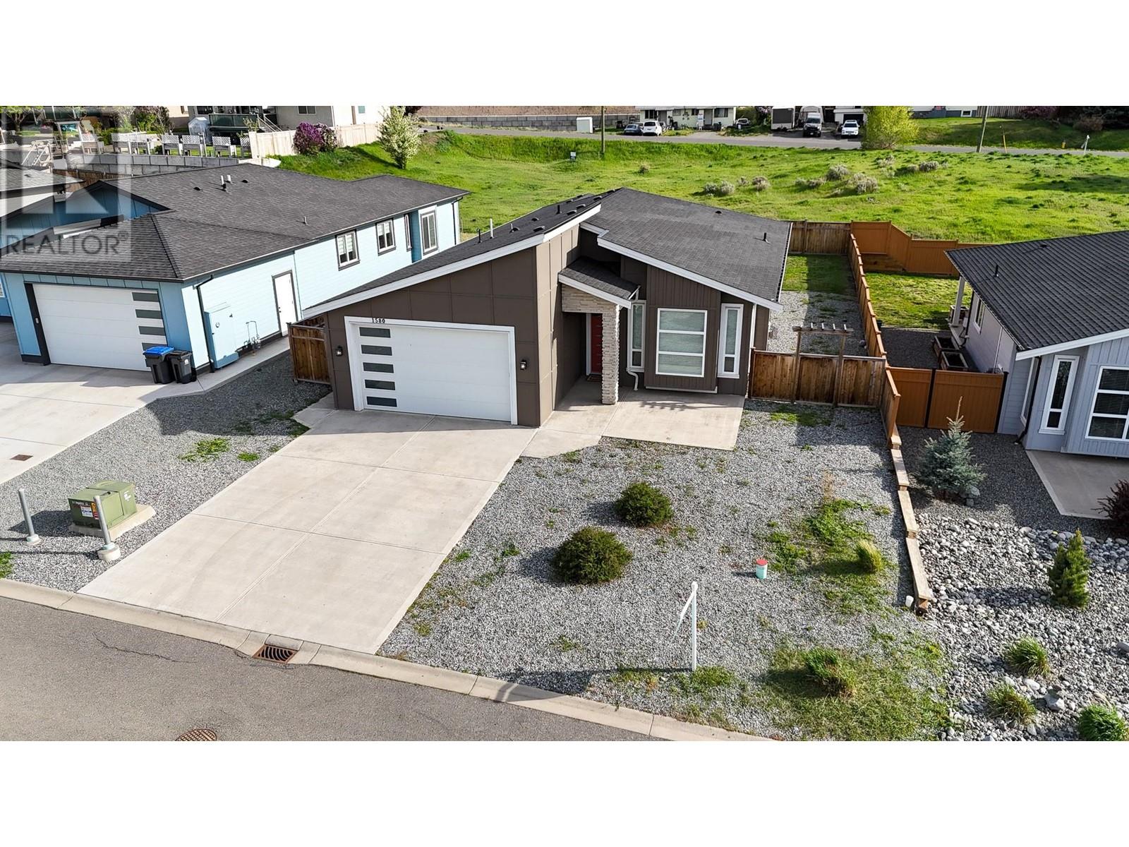 1580 CHESTNUT Avenue, Merritt, British Columbia
