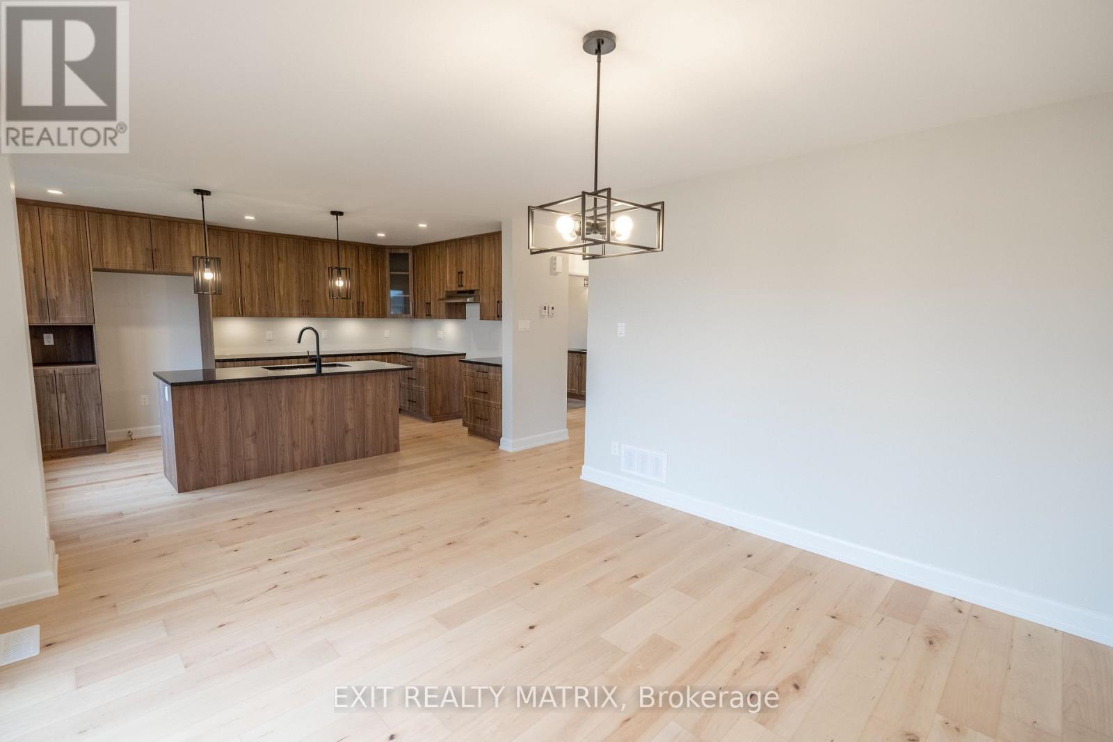 1413 Caroline Court, Cornwall, Ontario  K6J 0C5 - Photo 10 - X12168538