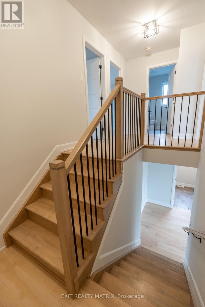 1413 Caroline Court, Cornwall, Ontario  K6J 0C5 - Photo 12 - X12168538