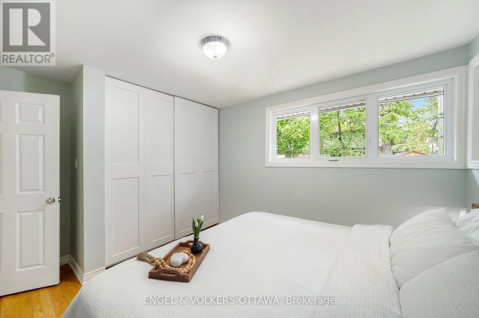 1431 Cavendish Road, Ottawa, Ontario  K1H 6C1 - Photo 10 - X12168542