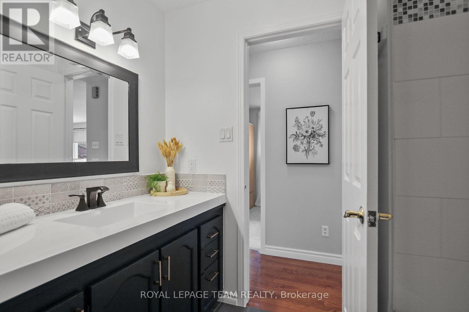 6489 Doctor Blair Crescent, Ottawa, Ontario  K0A 2T0 - Photo 22 - X12168583