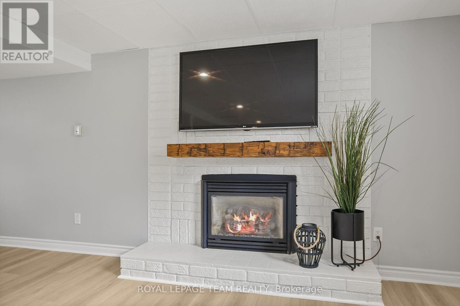 6489 Doctor Blair Crescent, Ottawa, Ontario  K0A 2T0 - Photo 29 - X12168583