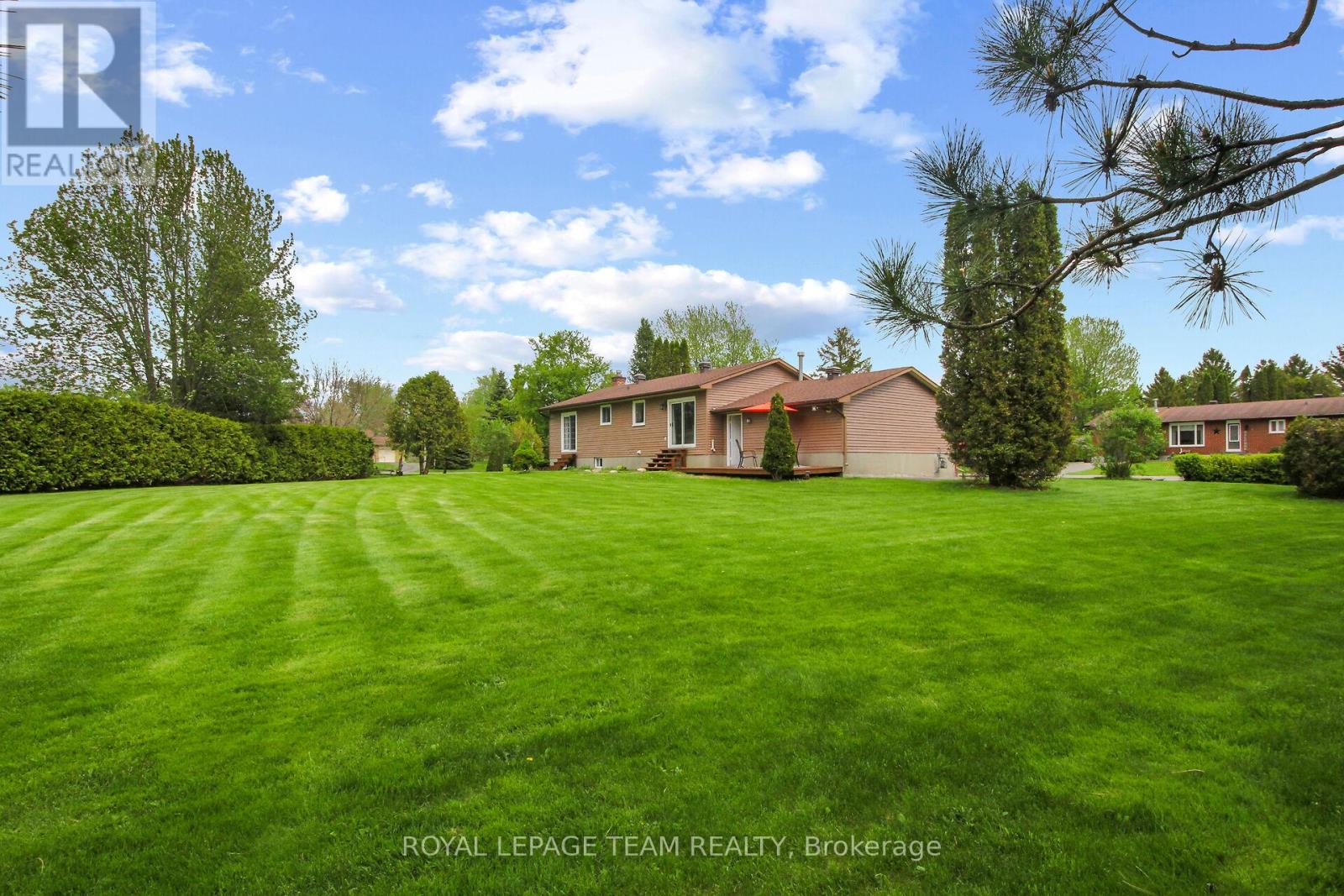 6489 Doctor Blair Crescent, Ottawa, Ontario  K0A 2T0 - Photo 33 - X12168583