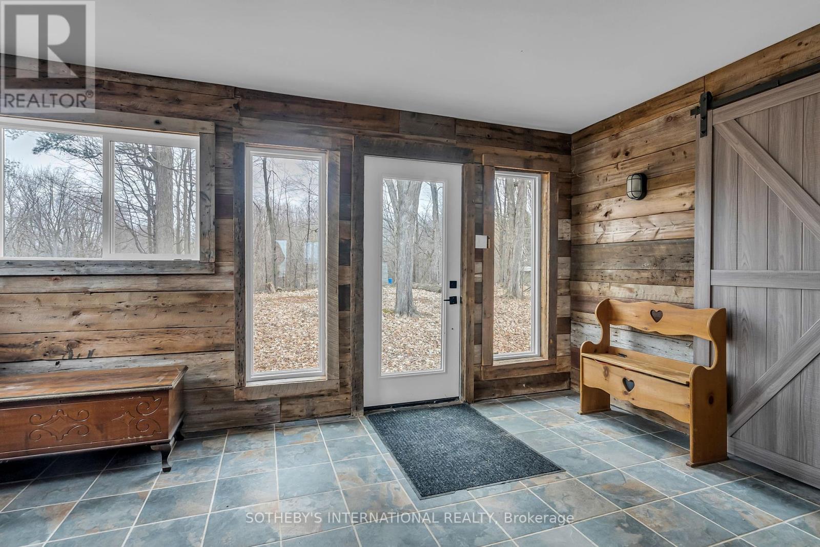 20820 South Service Road, South Glengarry, Ontario  K0C 1N0 - Photo 28 - X11944247