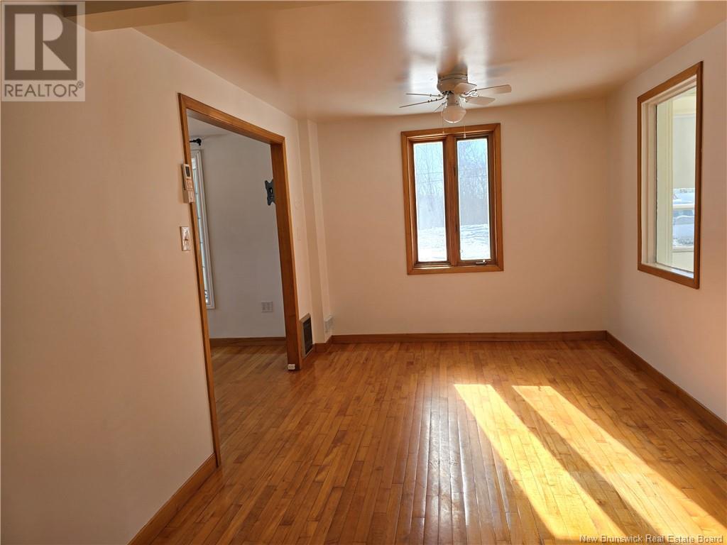 2382 Main Street, Belledune, New Brunswick  E8G 2M6 - Photo 11 - NB113007