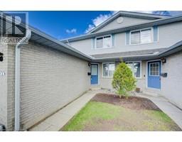 395 KINGSCOURT Drive Unit# 5, waterloo, Ontario