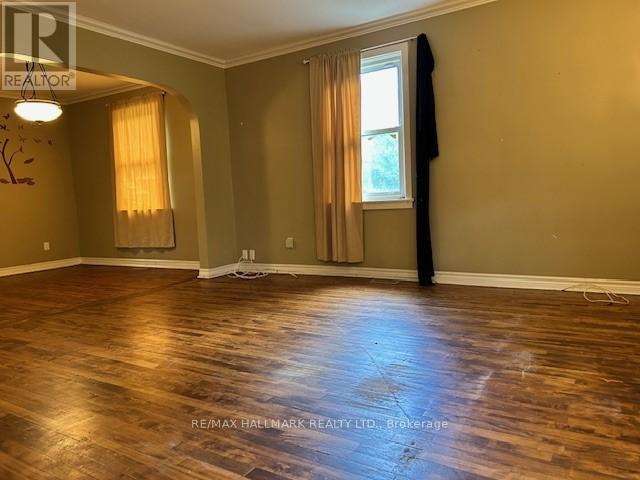 46 Argyle Crescent, St. Catharines, Ontario  L2P 2P4 - Photo 7 - X12162059