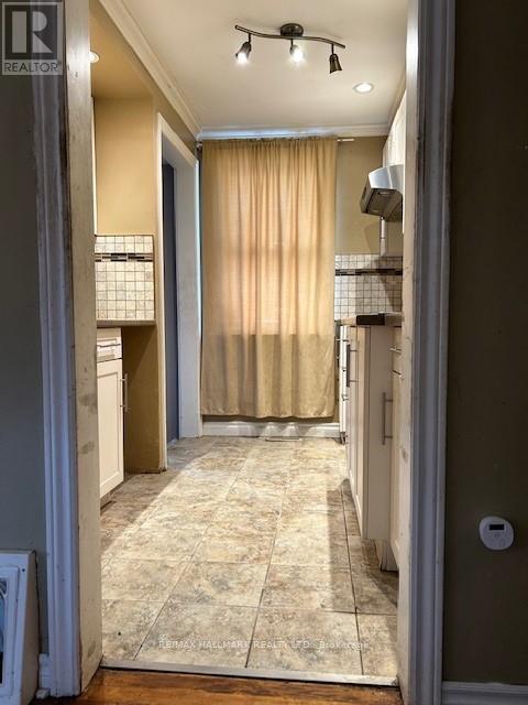 46 Argyle Crescent, St. Catharines, Ontario  L2P 2P4 - Photo 9 - X12162059