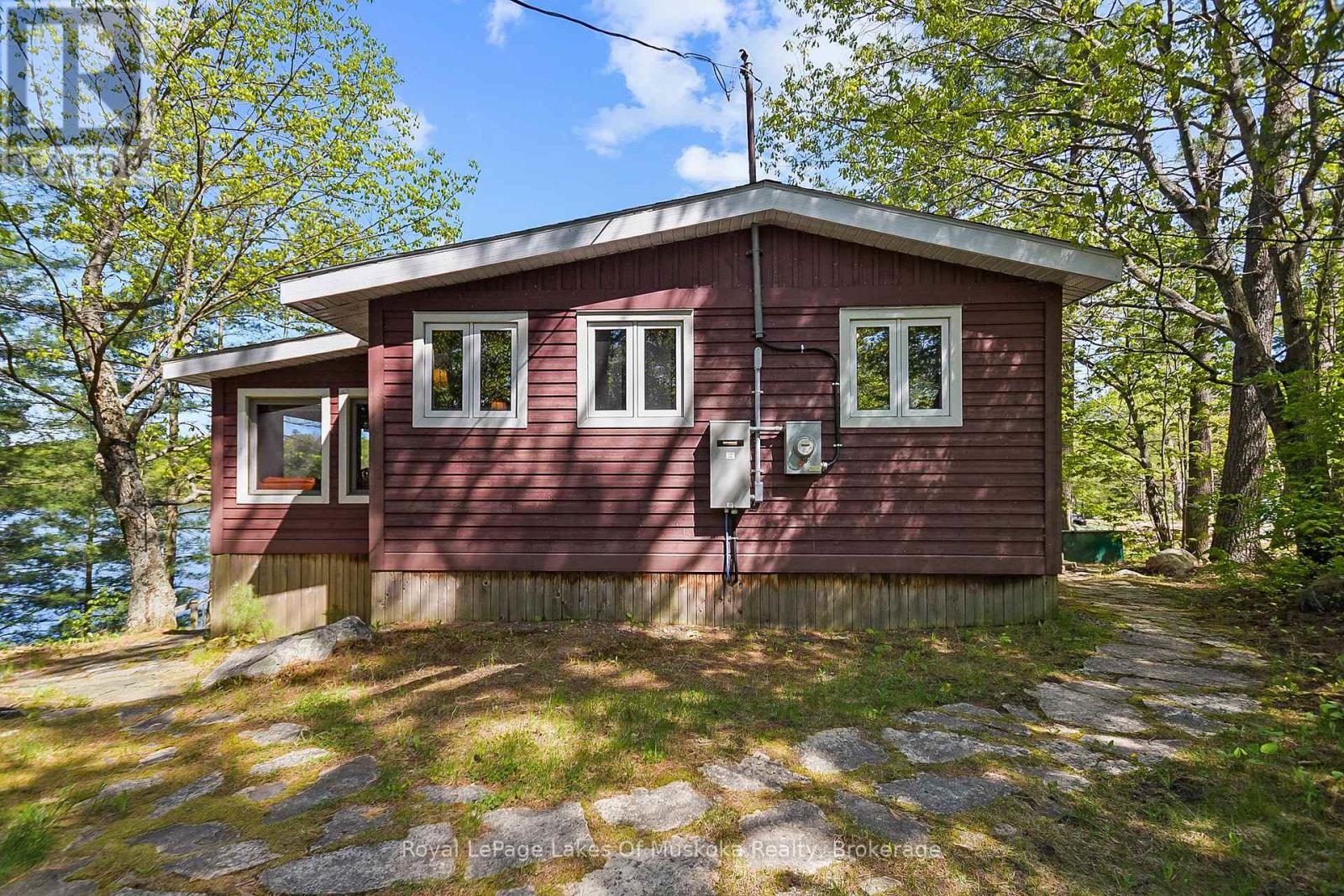 71 Earls Road, The Archipelago, Ontario  P0C 1H0 - Photo 12 - X12166454