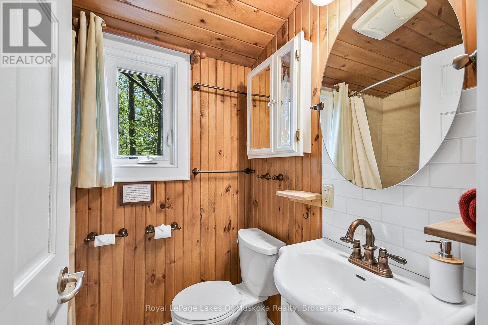 71 Earls Road, The Archipelago, Ontario  P0C 1H0 - Photo 19 - X12166454