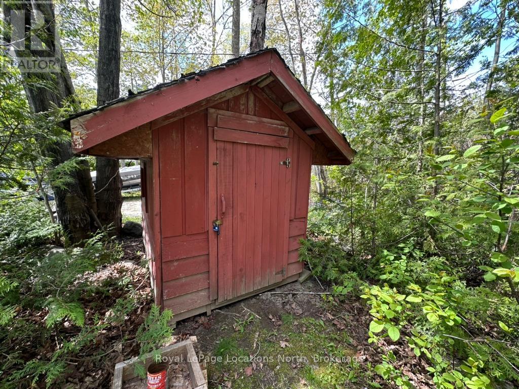 62 Miller Lake Shore Road, Northern Bruce Peninsula, Ontario  N0H 1Z0 - Photo 44 - X12168402