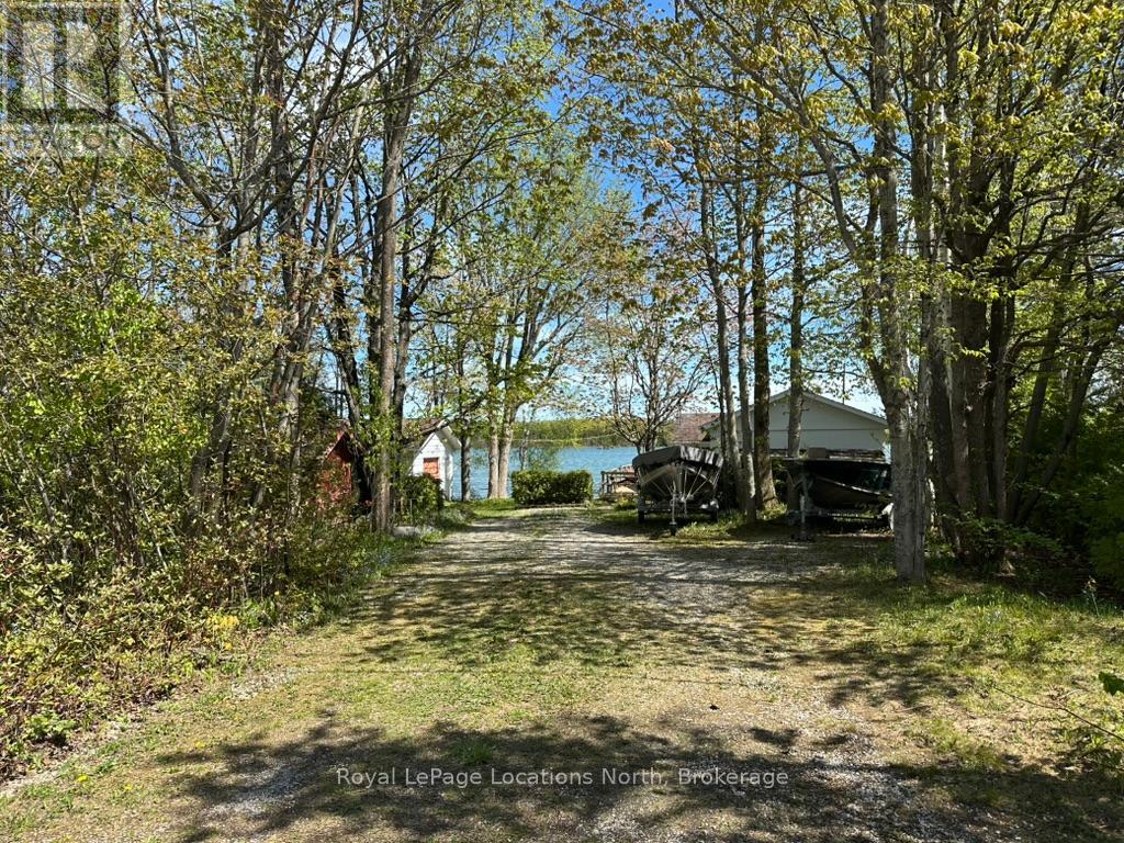 62 Miller Lake Shore Road, Northern Bruce Peninsula, Ontario  N0H 1Z0 - Photo 45 - X12168402