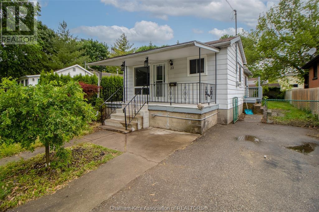 Property at 23 Siskind COURT image 2