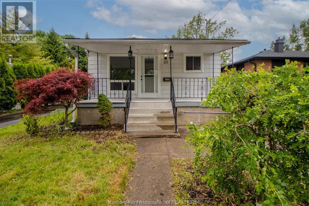Property at 23 Siskind COURT image 3