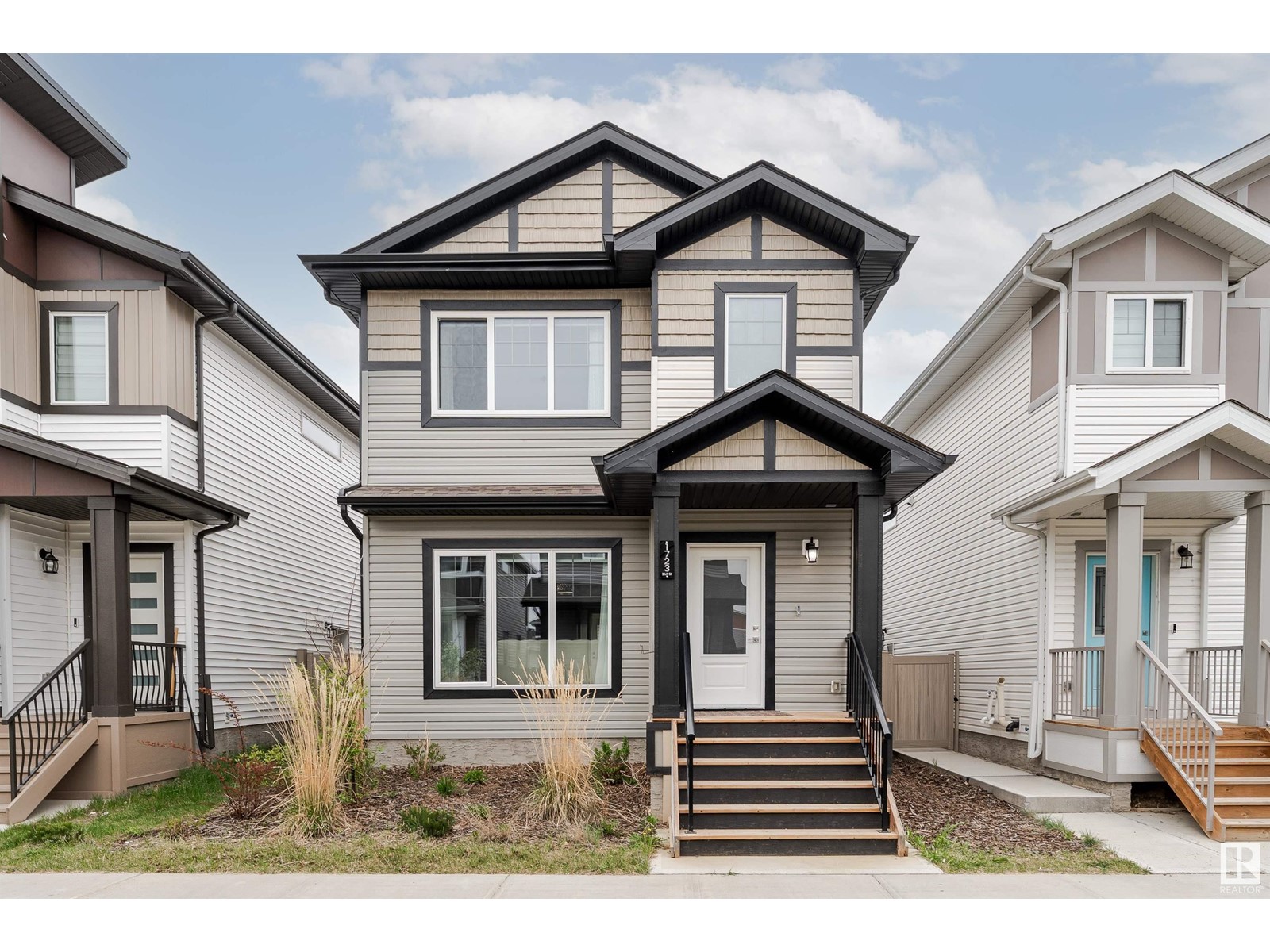 1723 26a St Nw, Edmonton, Alberta  T6T 2H9 - Photo 1 - E4437851