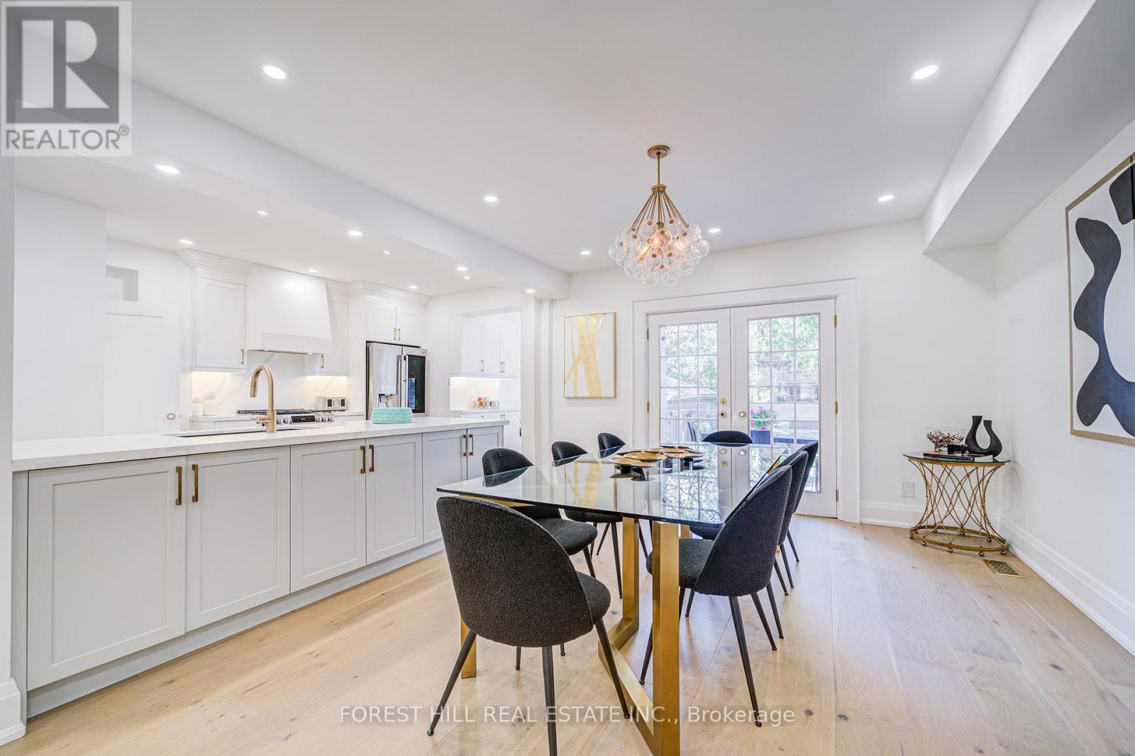 29 Burnaby Boulevard, Toronto, Ontario  M4R 1B5 - Photo 8 - C12168593