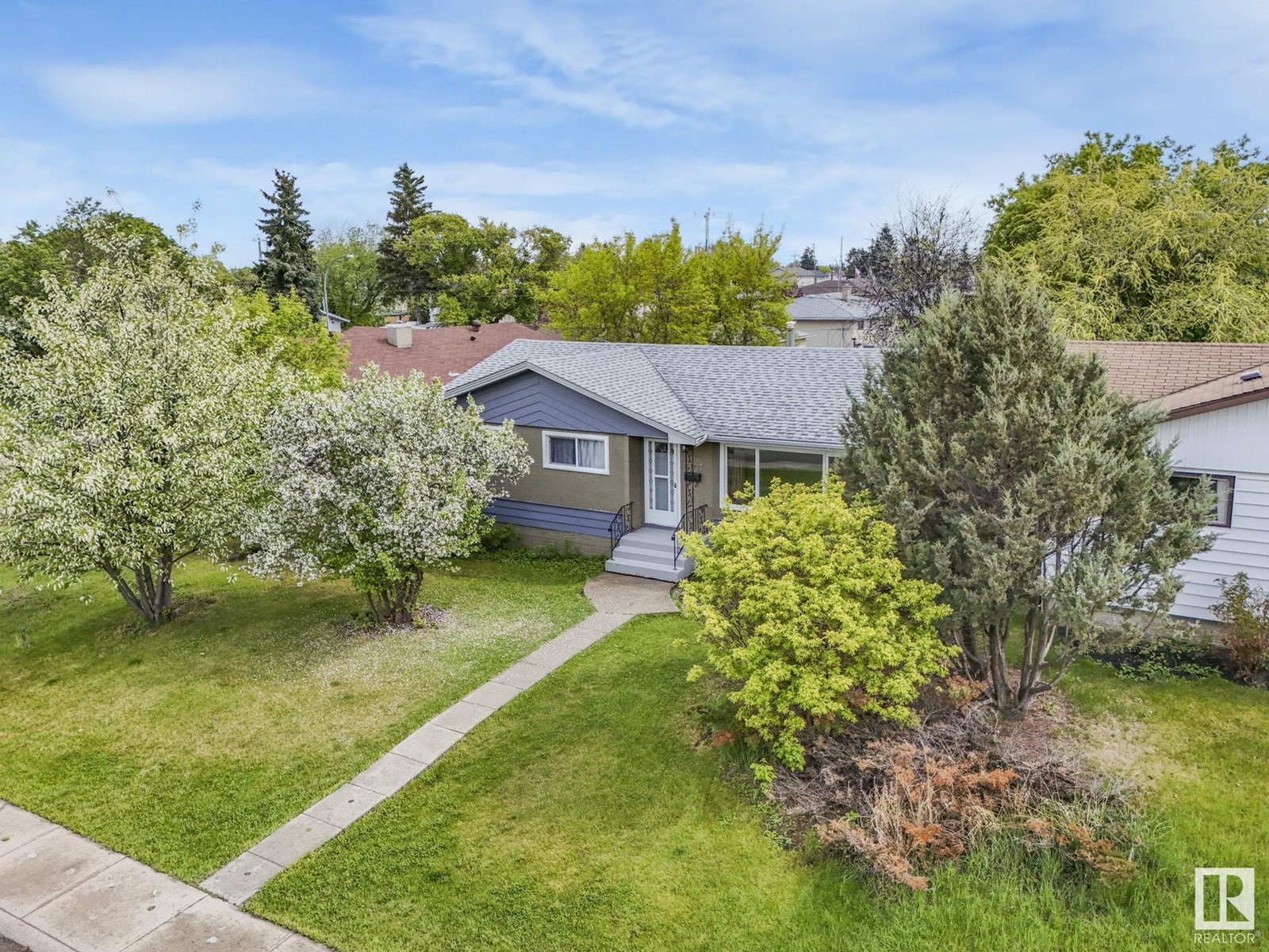 7307 130a Av Nw, Edmonton, Alberta  T5C 1Z1 - Photo 3 - E4438035