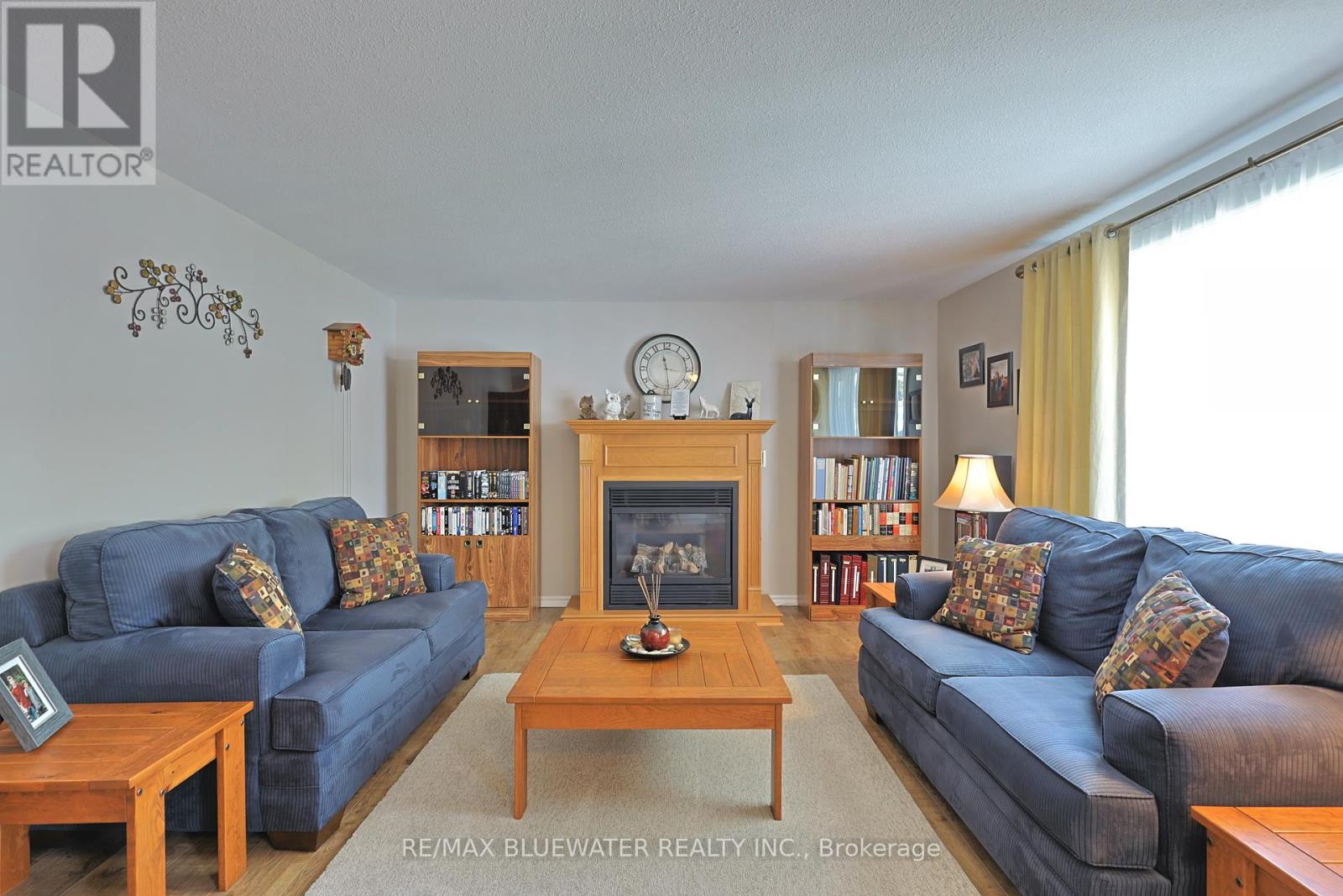 209 Biltmore Drive, South Huron, Ontario  N0M 1T0 - Photo 12 - X12168633
