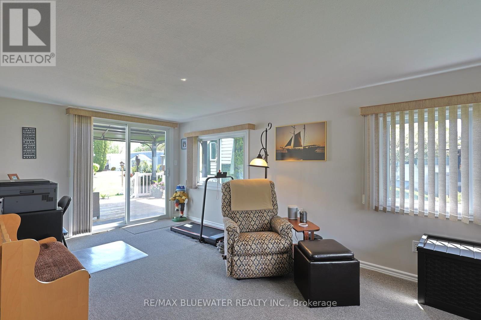 209 Biltmore Drive, South Huron, Ontario  N0M 1T0 - Photo 22 - X12168633