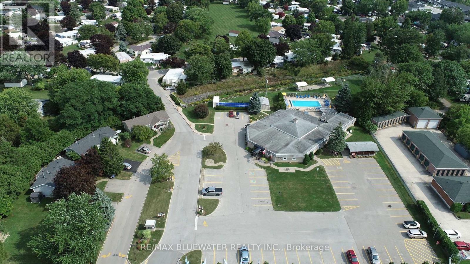 209 Biltmore Drive, South Huron, Ontario  N0M 1T0 - Photo 39 - X12168633