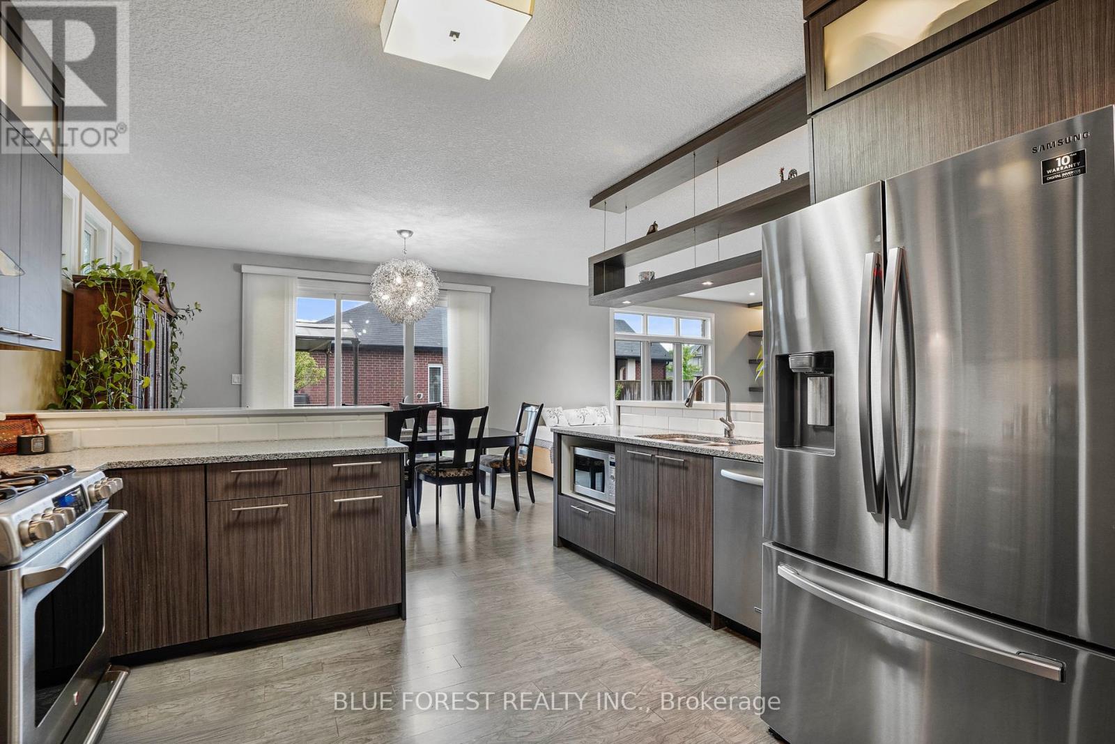 Property at 1511 NORTH WENIGE DRIVE image 4
