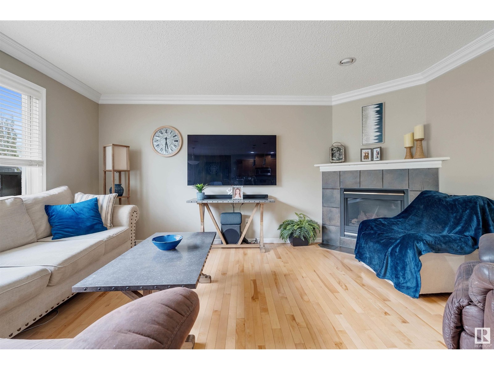 1408 Latta Co Nw, Edmonton, Alberta  T6R 3N2 - Photo 5 - E4438071