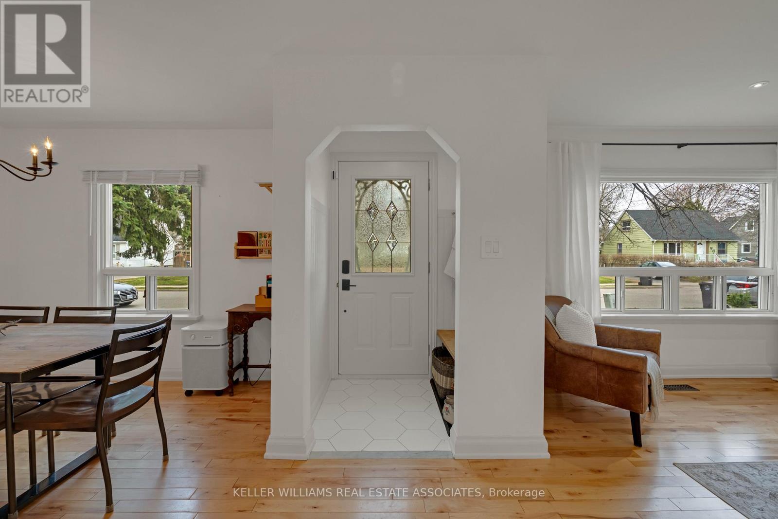 Property at 25 ROGERS ROAD image 3