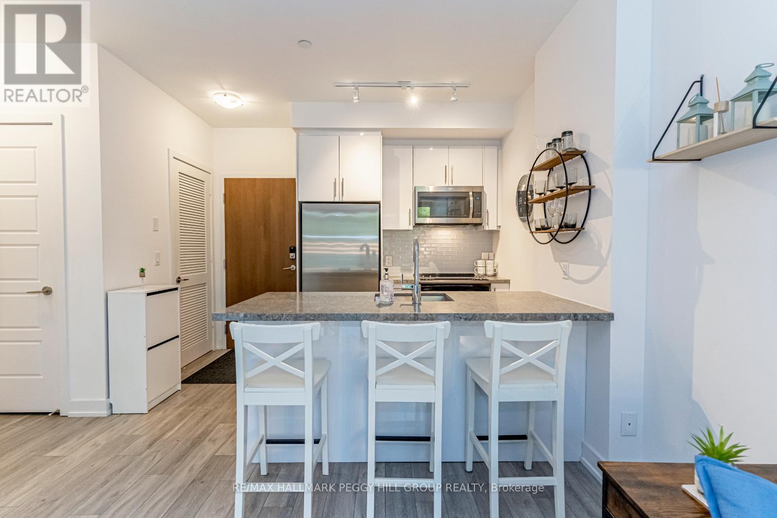 131 - 333 Sea Ray Avenue, Innisfil, Ontario  L9S 0M3 - Photo 4 - N12168581