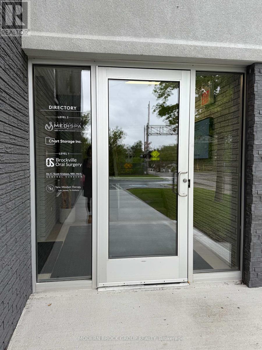 201 - 135 Ormond Street, Brockville, Ontario  K6V 5Y2 - Photo 8 - X12162232