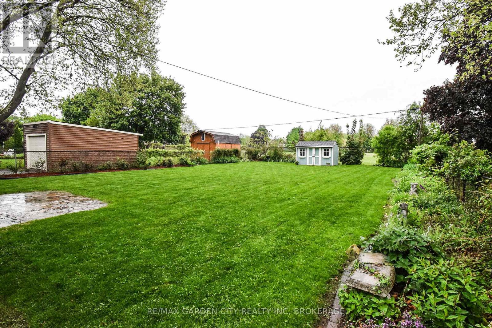 20 Edinburgh Drive, St. Catharines, Ontario  L2M 3H1 - Photo 26 - X12168802