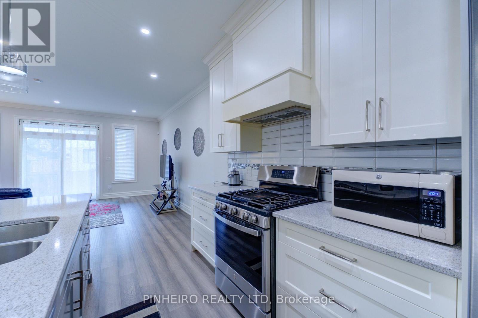 118 Spencer Avenue, Lucan Biddulph, Ontario  N0M 2J0 - Photo 5 - X11973744