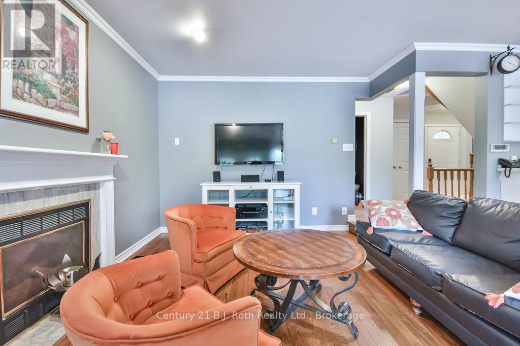 133 York Street, Orillia, Ontario  L3V 7G9 - Photo 7 - S12168710