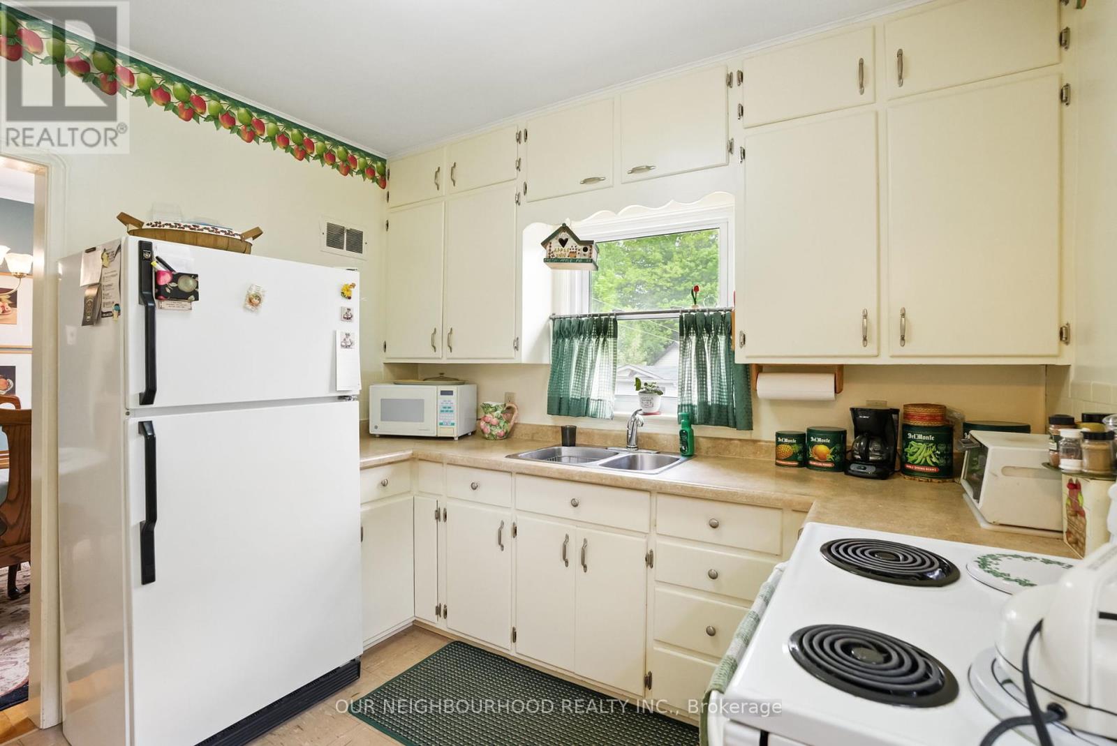 303 Byron Street N, Whitby, Ontario  L1N 4N4 - Photo 10 - E12168663