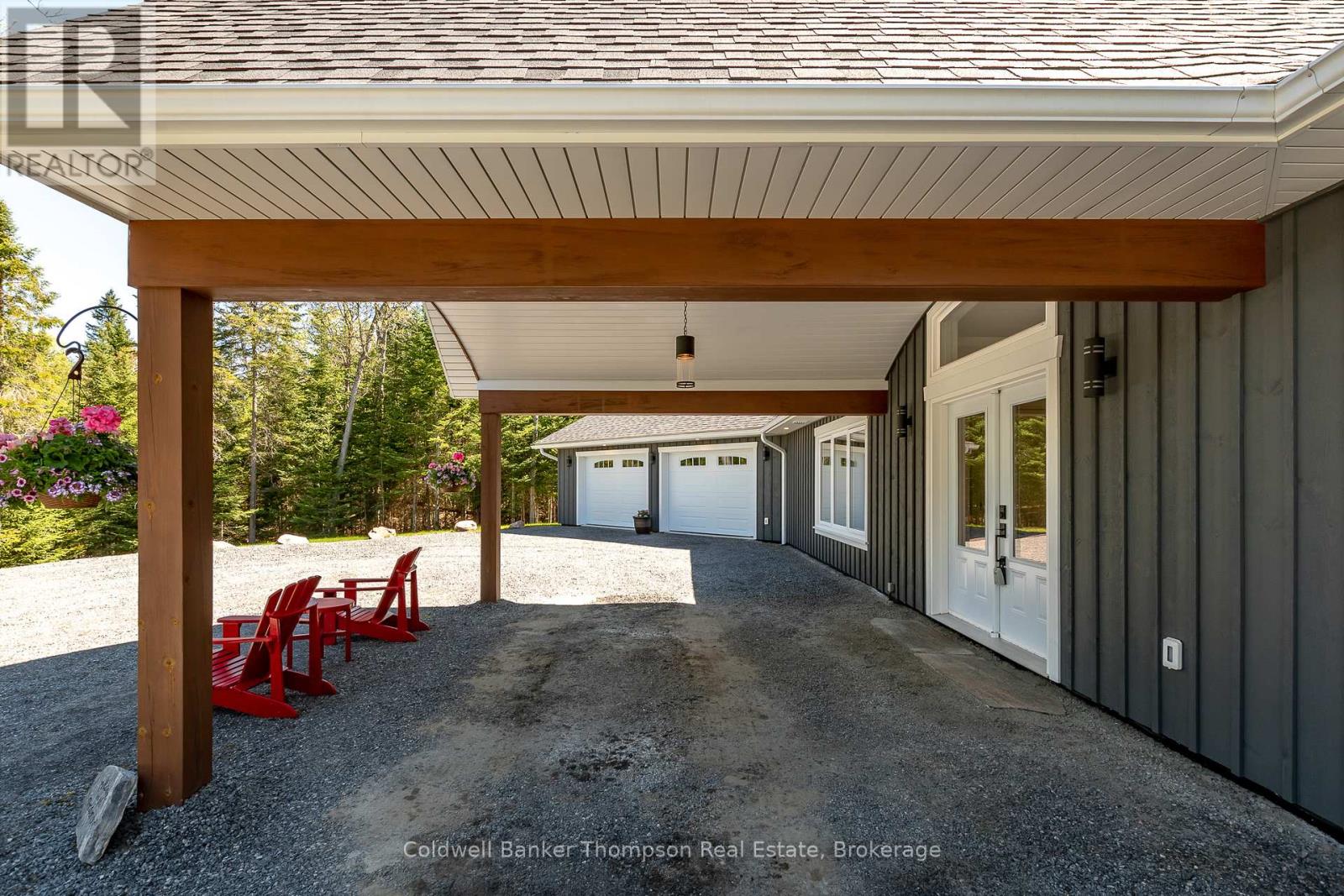 1025 South Waseosa Lake Road, Huntsville, Ontario  P1H 2N5 - Photo 34 - X12168651
