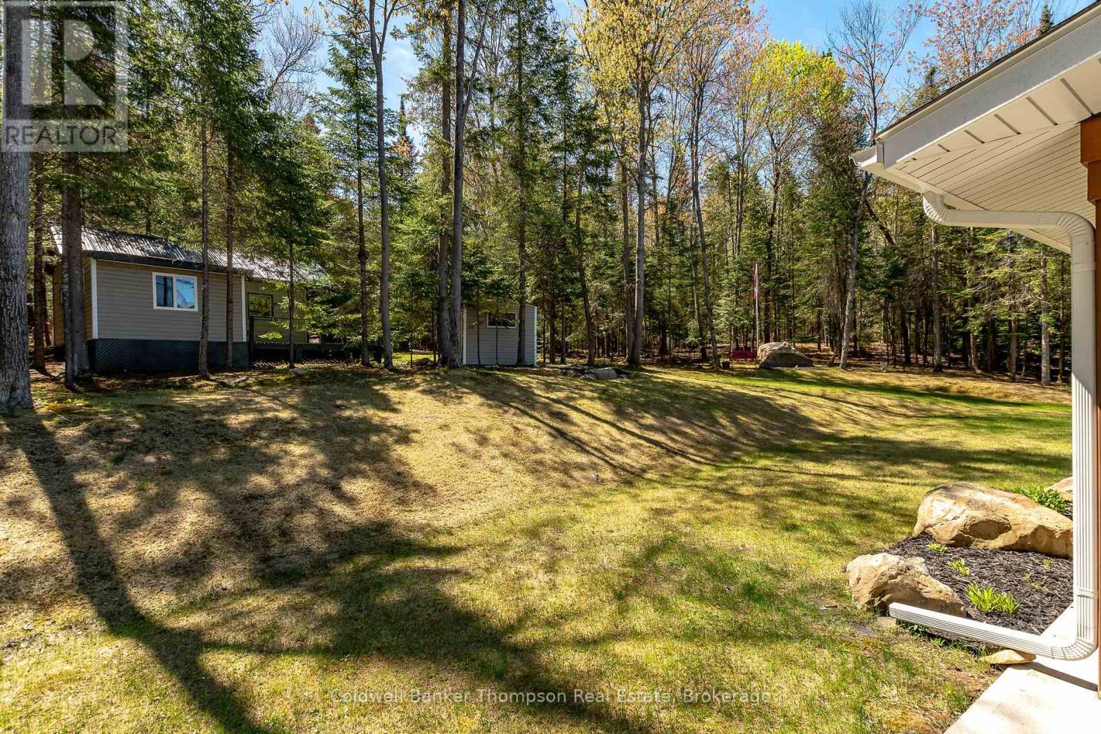 1025 South Waseosa Lake Road, Huntsville, Ontario  P1H 2N5 - Photo 49 - X12168651