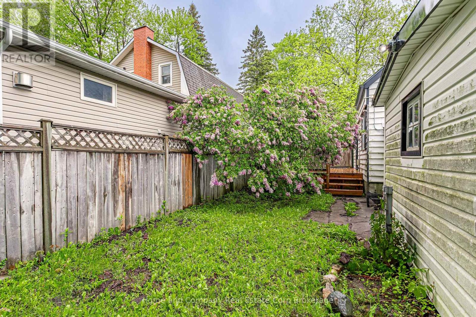 79 Cherry Street, Stratford, Ontario  N5A 2E9 - Photo 27 - X12168677