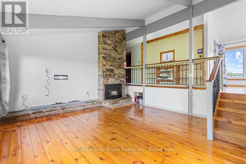 123 Graham's Hill Road, Georgian Bluffs, Ontario  N0H 2T0 - Photo 20 - X12168754