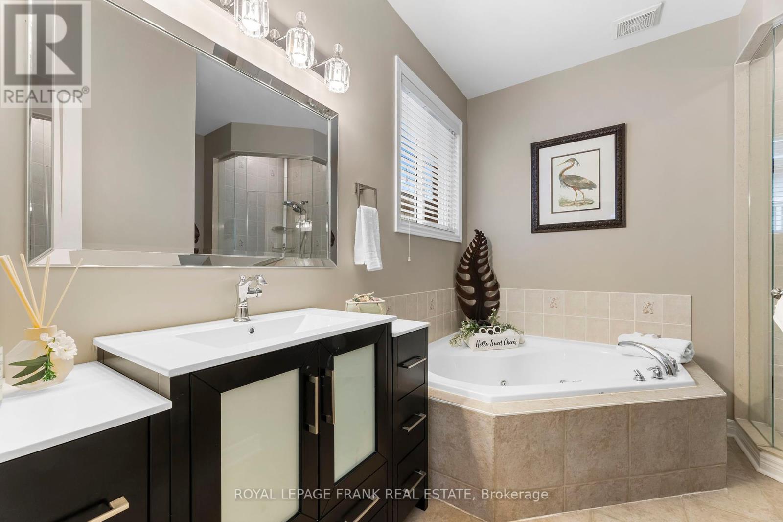 783 London Street, Cobourg, Ontario  K9A 5X9 - Photo 22 - X12168625