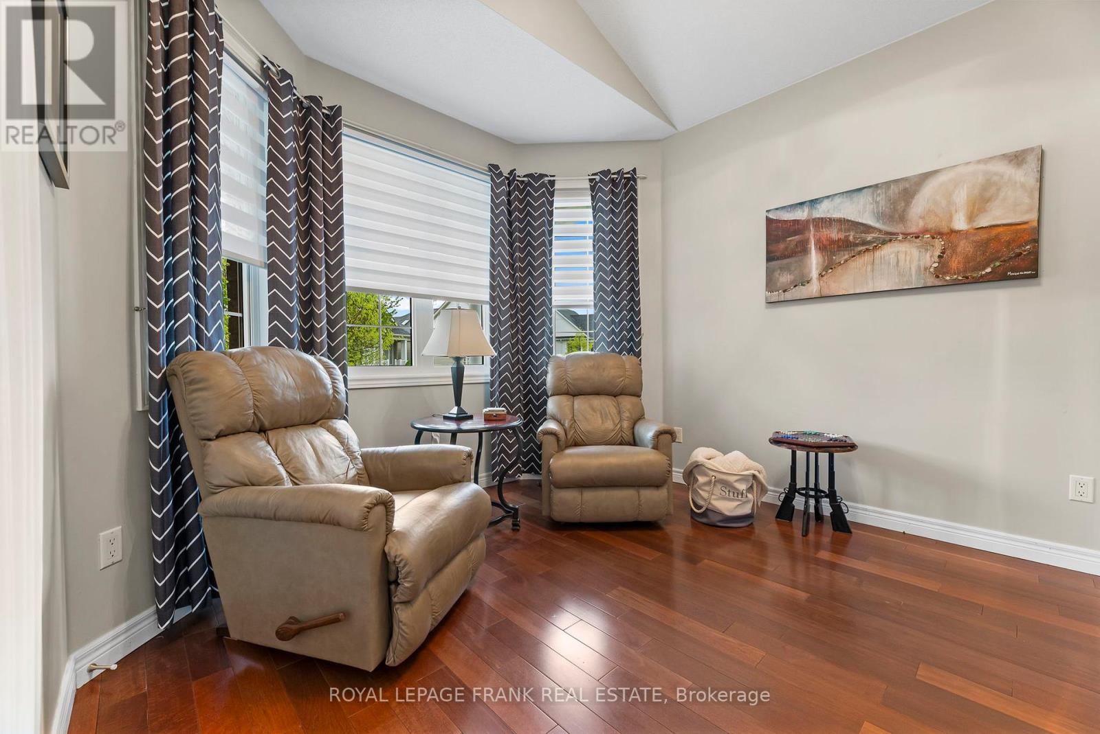 783 London Street, Cobourg, Ontario  K9A 5X9 - Photo 6 - X12168625