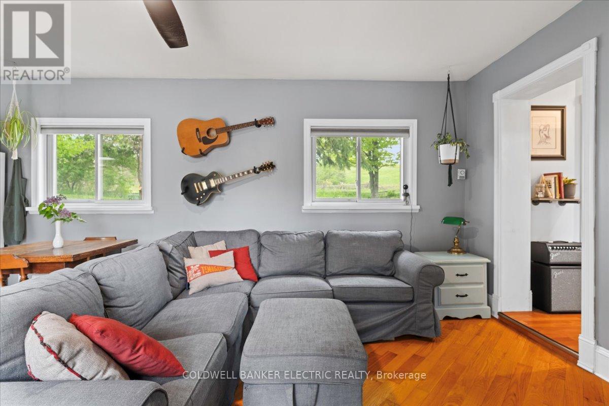 979 Water Street, Douro-Dummer, Ontario  K0L 3A0 - Photo 16 - X12168758