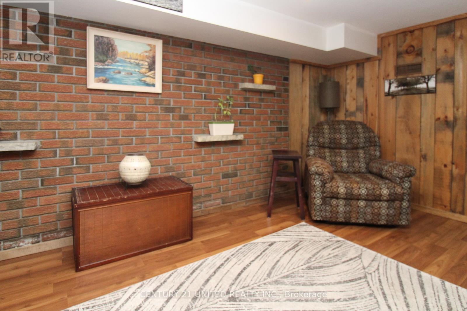 565 Spruce Avenue, Peterborough South, Ontario  K9J 5A4 - Photo 36 - X12168783