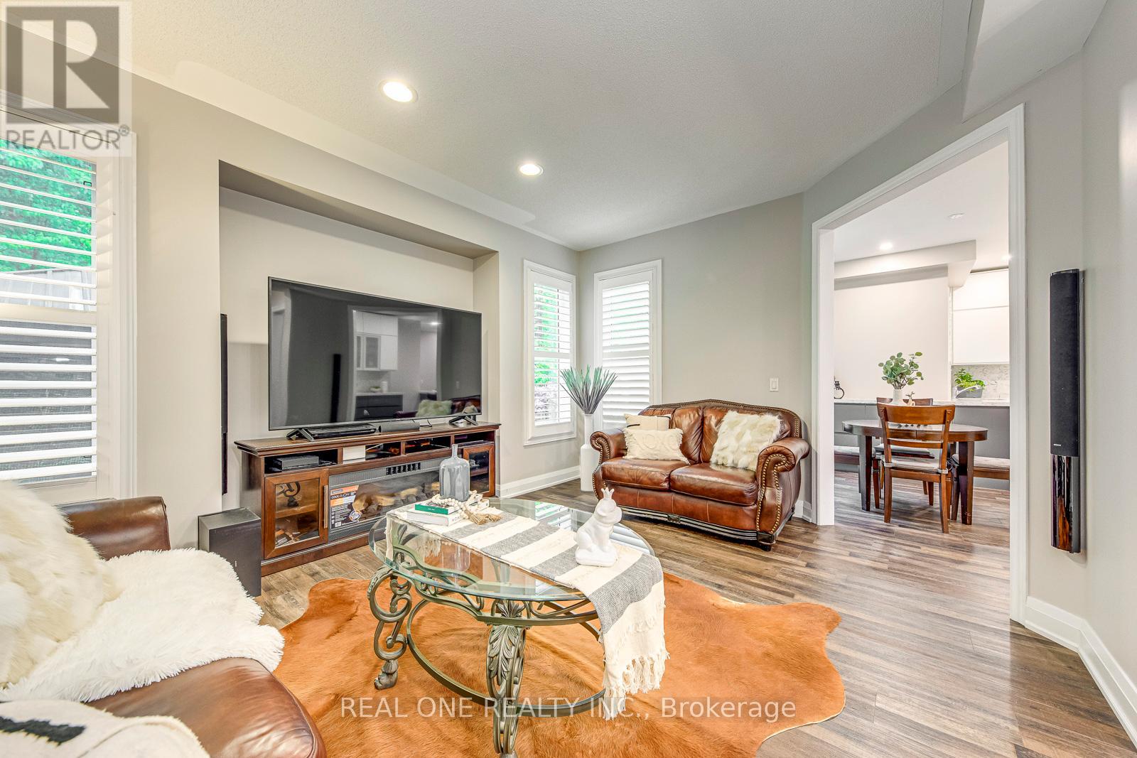 3789 Quiet Creek Drive, Mississauga, Ontario  L5M 8A9 - Photo 12 - W12168535